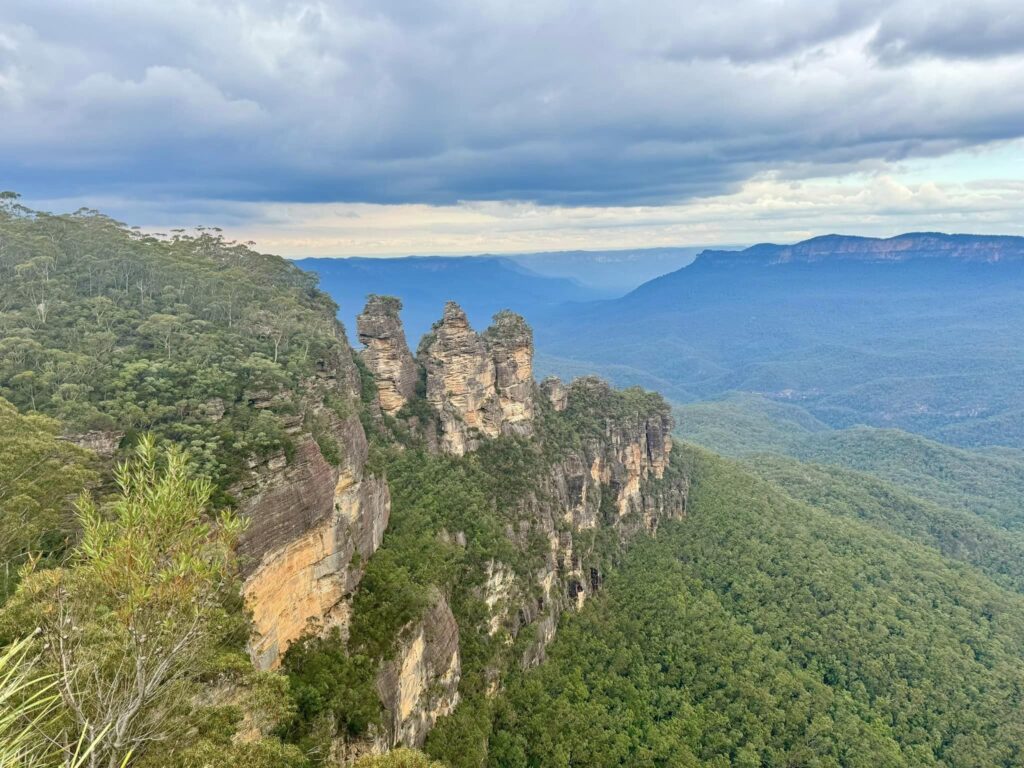 TakeShape Adventures - bluemountains_scenery-2.jpg